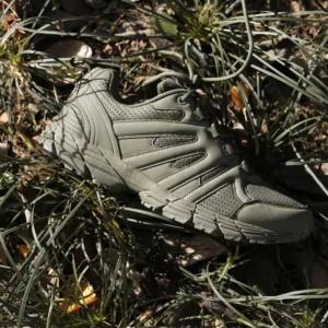 Sporty Walking Shoes for All-Day Comfort and Style